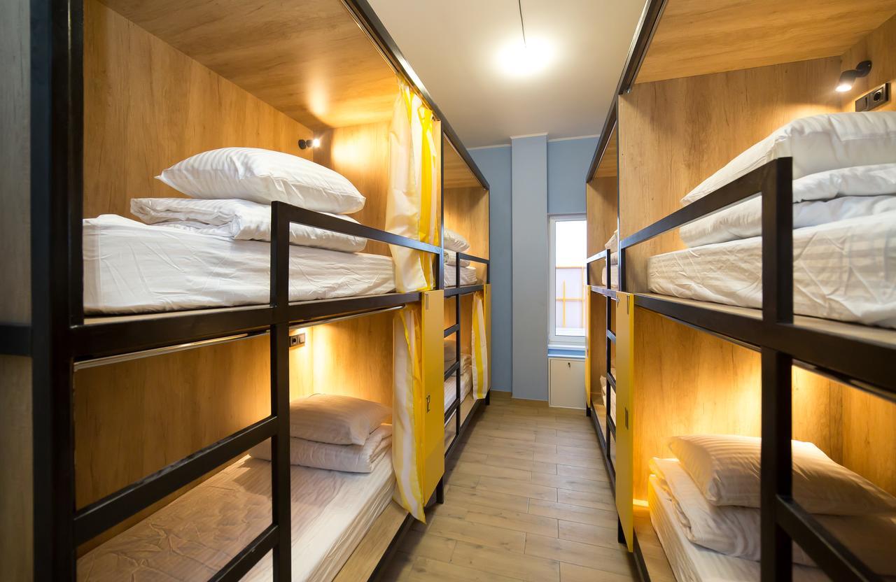 Hotel Bee Station Kijev Kültér fotó