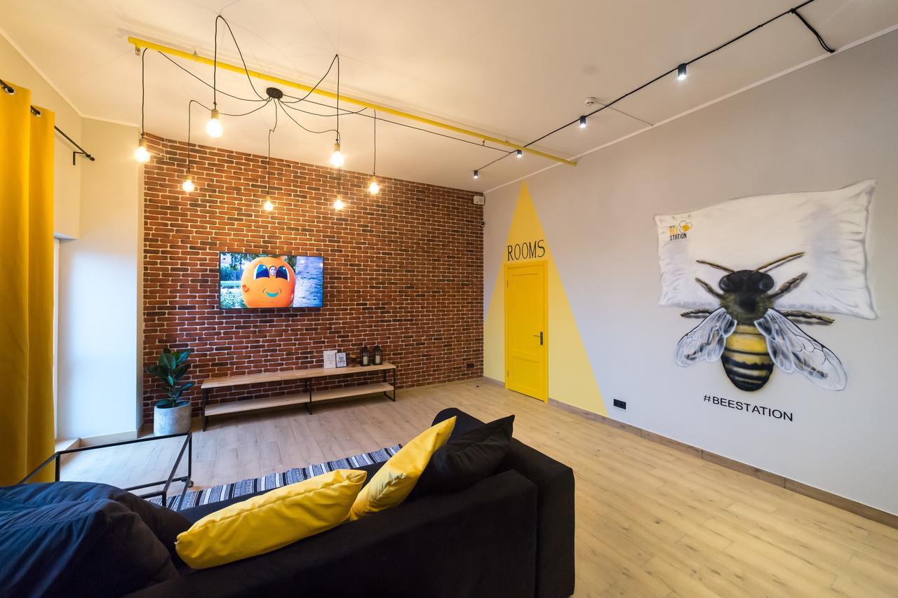 Hotel Bee Station Kijev Kültér fotó