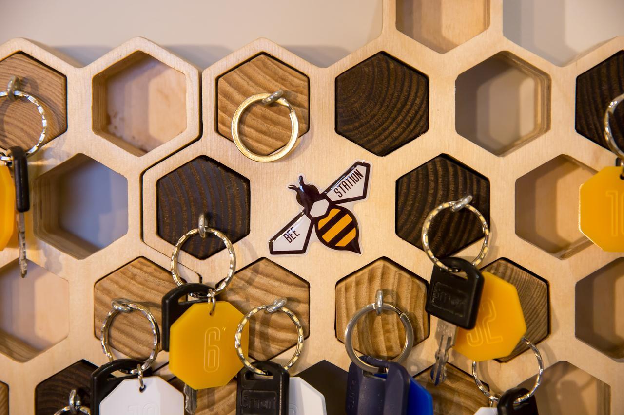 Hotel Bee Station Kijev Kültér fotó