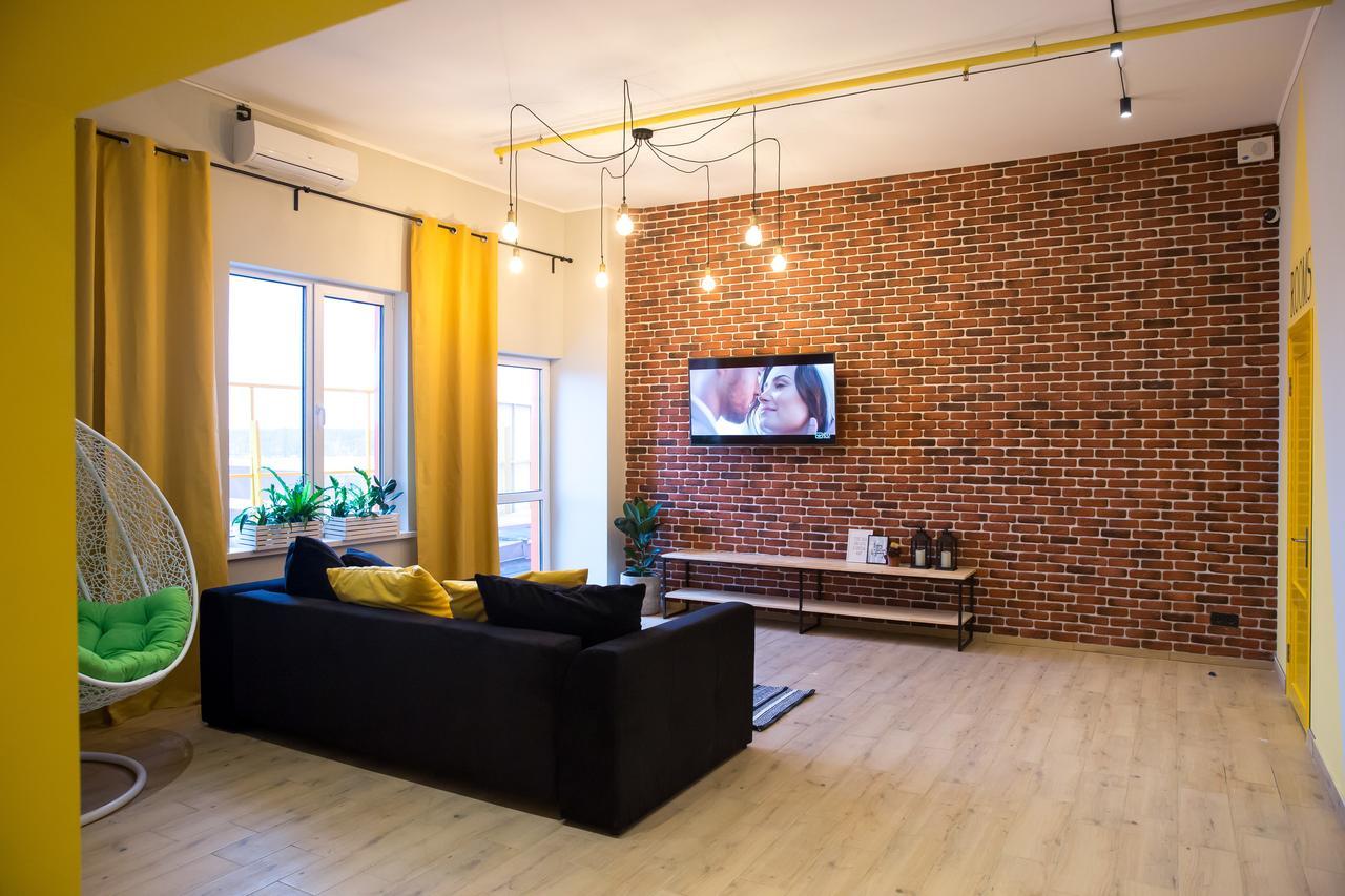 Hotel Bee Station Kijev Kültér fotó
